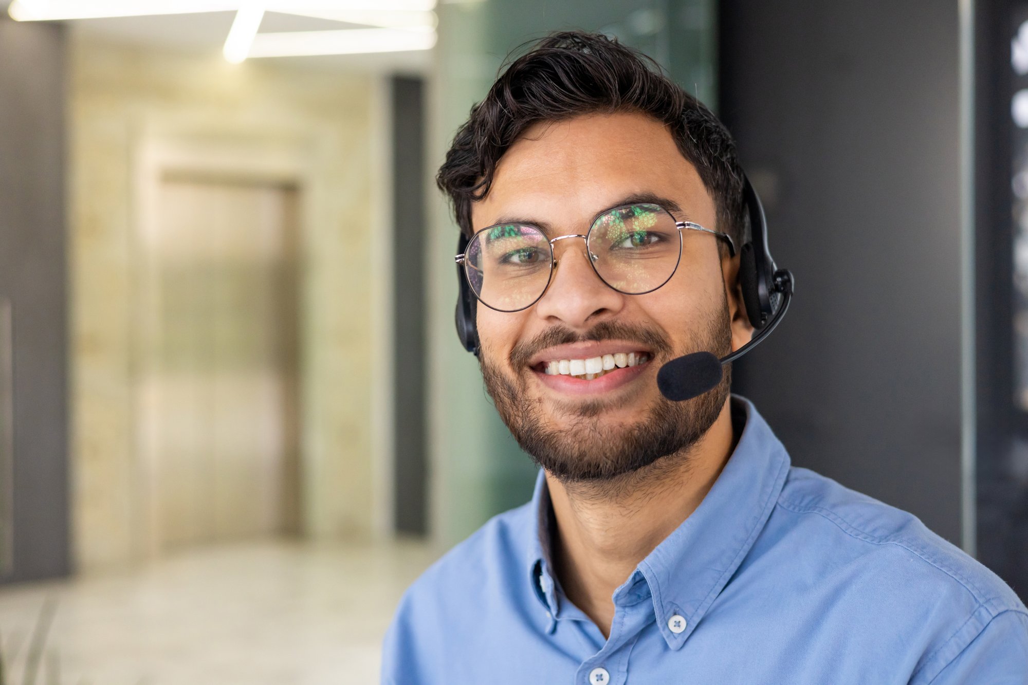 friendly-customer-service-representative-with-head-2026-01-09-07-44-25-utc friendly-customer-service-representative-with-head-2026-01-09-07-44-25-utc